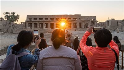 السياحة تكشف تفاصيل تعامد الشمس على المحور الرئيسى لمعابد الكرنك