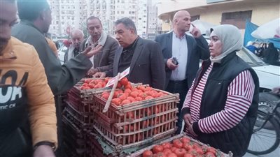 محافظ الدقهلية يتفقد شوارع مدينة طلخا ويعد بحل مطالب المواطنين