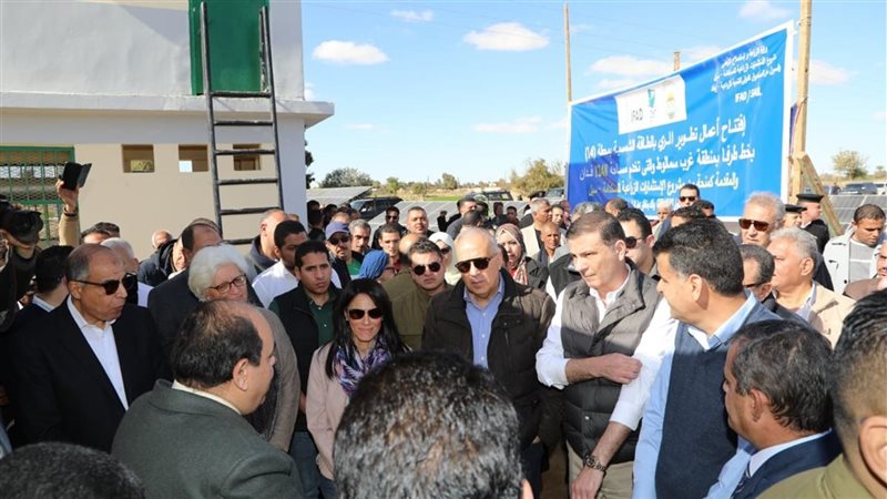 3 وزراء في زيارة