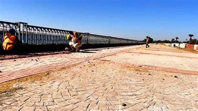 محافظ أسوان يتابع الأعمال الجارية بمشروع توسعة وتطوير كورنيش النيل الجديد (صور)