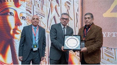 توصيات المؤتمر العشرين لقسم جراحة التجميل بطب عين شمس