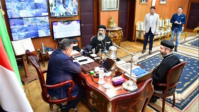 وفد الكنيسة الأرثوذكسية يقدم التهاني لمحافظ الدقهلية بمناسبة العام الميلادي الجديد