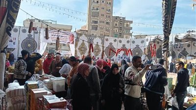 إقبال كثيف على سوق اليوم الواحد بالزقازيق 