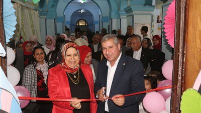 وكيل تعليم الشرقية يفتتح معرض التربية الفنية والاقتصاد المنزلى 