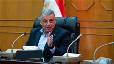 محافظ الإسماعيلية يوجه الجهاز التنفيذي بالعمل الميداني اليومي (صور) 