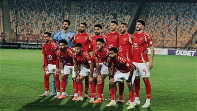 4 لاعبين بقائمة الراحلين عن الأهلي في يناير، حارس الأحمر على رادار ناد فرنسي، عرض مغربي يستهدف ثنائي هجوم الفريق، وكهربا يطلب الرحيل رسميا ويرفض العروض المحلية