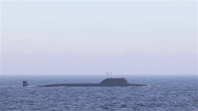 الجيش الروسي يتسلم غواصة نووية جديدة حاملة للصواريخ المجنحة 