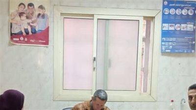 إحالة 11 من العاملين بوحدتي طب الأسرة للتحقيق في سوهاج