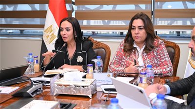 وزيرتا التنمية المحلية والتضامن تبحثان آليات رفع كفاءة منازل الأولى بالرعاية بقرى حياة كريمة