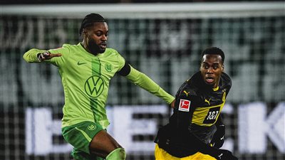 بوروسيا دورتموند يفوز على فولفسبورج 3-1 في الدوري الألماني 