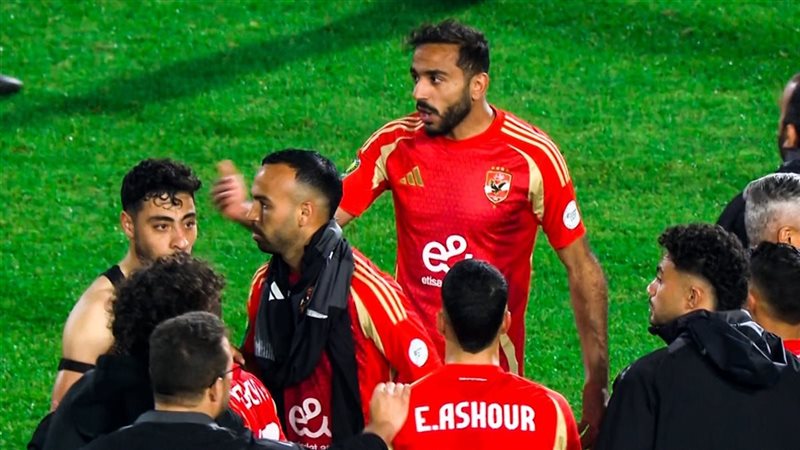 لاعبو الأهلي، فيتو