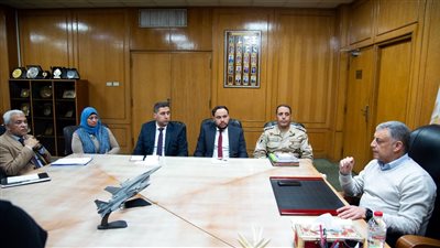 محافظ الإسماعيلية يتابع إنجازات مبادرة التدريب من أجل التشغيل (صور) 