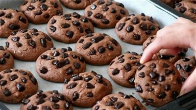 طريقة عمل كوكيز سريع وصحي في البيت بمكونات بسيطة