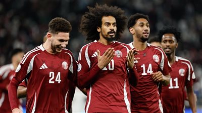 المعز علي يقود تشكيل قطر أمام الإمارات في تصفيات كأس العالم