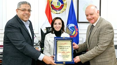 محافظ البحيرة تثنى على نجاح معرض 