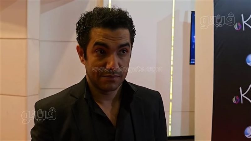 الفنان محمد عادل،