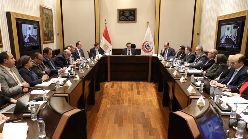 اجتماع برئاسة وزير