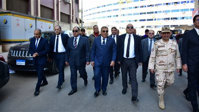 محافظ الدقهلية مهنئا الأقباط بعيد الميلاد: الشعب المصري المدافع الأول عن استقرار الوطن