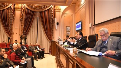 نقل النواب توصي بتفعيل اشتراكات المترو لطلاب الجامعات الأهلية والخاصة 