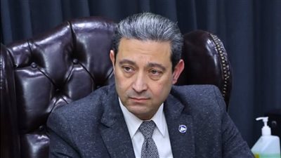 محافظ دمياط يلتقي رئيس الإدارة المركزية للمنطقة الحرة لمناقشة سبل تعزيز الاستثمارات