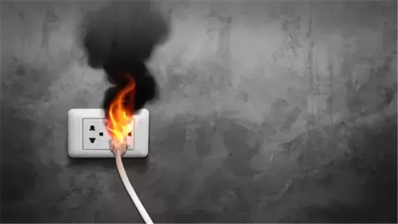 حريق بسبب شاحن، فيتو