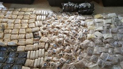 ضبط تاجر مخدرات بحوزته 100 ألف حبة كبتاجون في العراق 