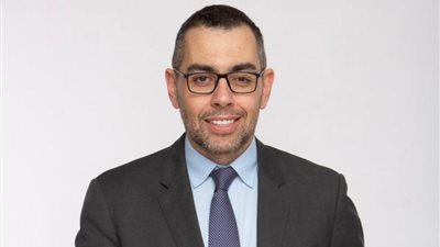 خبير اقتصادي: الحكومة تروج للفائض باعتباره نجاحا والمواطن يدفع الثمن