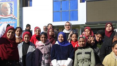 نائب محافظ الوادي الجديد تشهد تسليم عدد من الأطراف الصناعية للمستفيدين