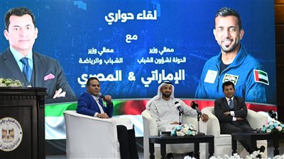 وزير الرياضة ونظيره الإماراتي يعقدان جلسة حوارية حول ريادة الشباب