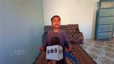 ما تحملش دموعه، القصيدة التي أوقف شيخ الأزهر مراسم الافتتاح لسماع الطفل الباكي بالأقصر (فيديو)