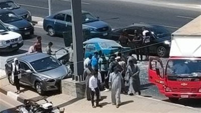 فريق بحث لضبط سائق