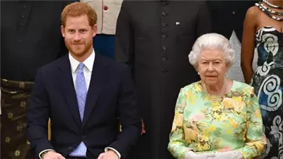 هاري يستذكر هديته للملكة الراحلة إليزابيث، ما القصة؟