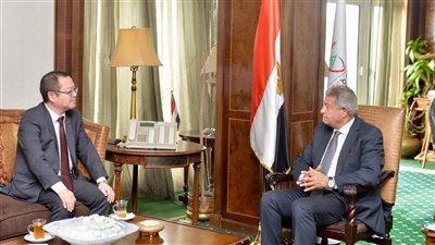 رئيس الأعلى للإعلام يبحث سبل التعاون مع وفد شركة هواوي الصينية