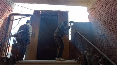 غلق 12 محلا مخالفا خلال حملة شاملة في الإسماعيلية (صور)