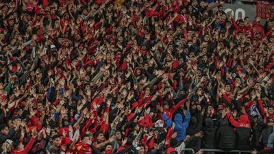 الأهلي ينشر صورا لمشجعي الفريق، ويعلق: 