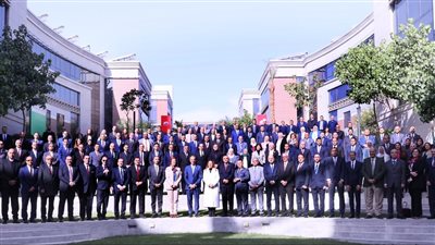  وزير الاتصالات يشهد تخرج الدفعة الأولى من المبادرة الوطنية قادة مصر الرقمية