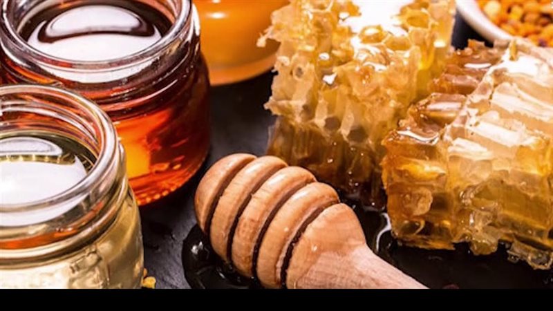 شمع العسل، فيتو