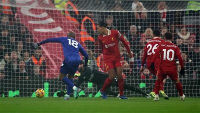 ريال مدريد يضع مدافع مانشستر سيتي ضمن حساباته 