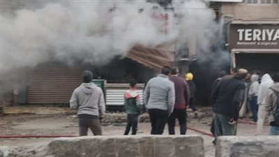 اندلاع حريق في مطعم بيتزا بالقليوبية (صور)