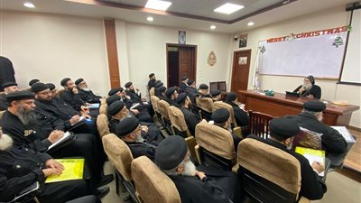 ختام الدورة التدريبية الثامنة للكهنة بمعهد الرعاية والتربية