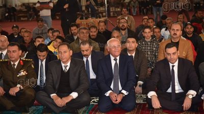 محافظ بورسعيد يهنئ المواطنين بالعيد القومي خلال صلاة الجمعة (صور) 