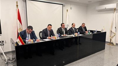 رسائل طمأنة من وزير الصحة للأطباء.. التخوفات من الحبس الاحتياطي مشروعة.. الحكومة لديها مرونة في مشروع قانون المسئولية الطبية