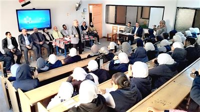 عقد ندوات تثقيف صحي لطلاب المدارس بمدينة الأقصر (صور)