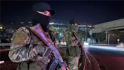 عرض عسكري للقوات السورية الجديدة وسط دمشق (فيديو)