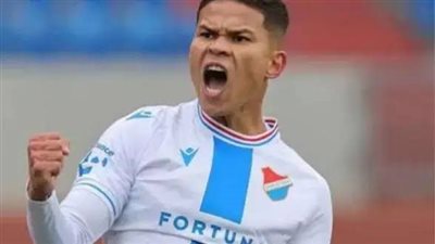 الأهلي يحدد القيمة المالية لضم البرازيلي إيفرتون دا سيلفا 