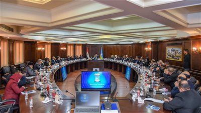 محافظ الإسكندرية يعقد الاجتماع الدوري مع أعضاء مجلسي النواب والشيوخ