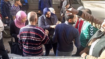 حملة مكبرة للتفتيش ومراقبة الأغذية وصلاحيتها بحي غرب الإسكندرية