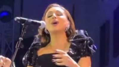 أنغام تستهل حفلها في أبو ظبي بـ 