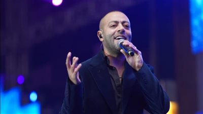 تامر عاشور يختتم 2024 بحفل كامل العدد في الإسكندرية (صور)