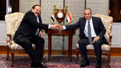 وزير الخارجية يستقبل نظيره السوداني